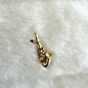 Saxophone 10K Pendant/Charm